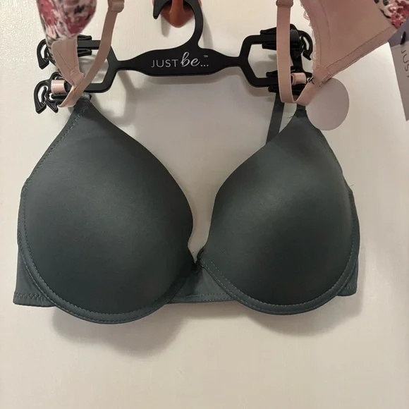Just Be Bras - 36D - Picture 5 of 6